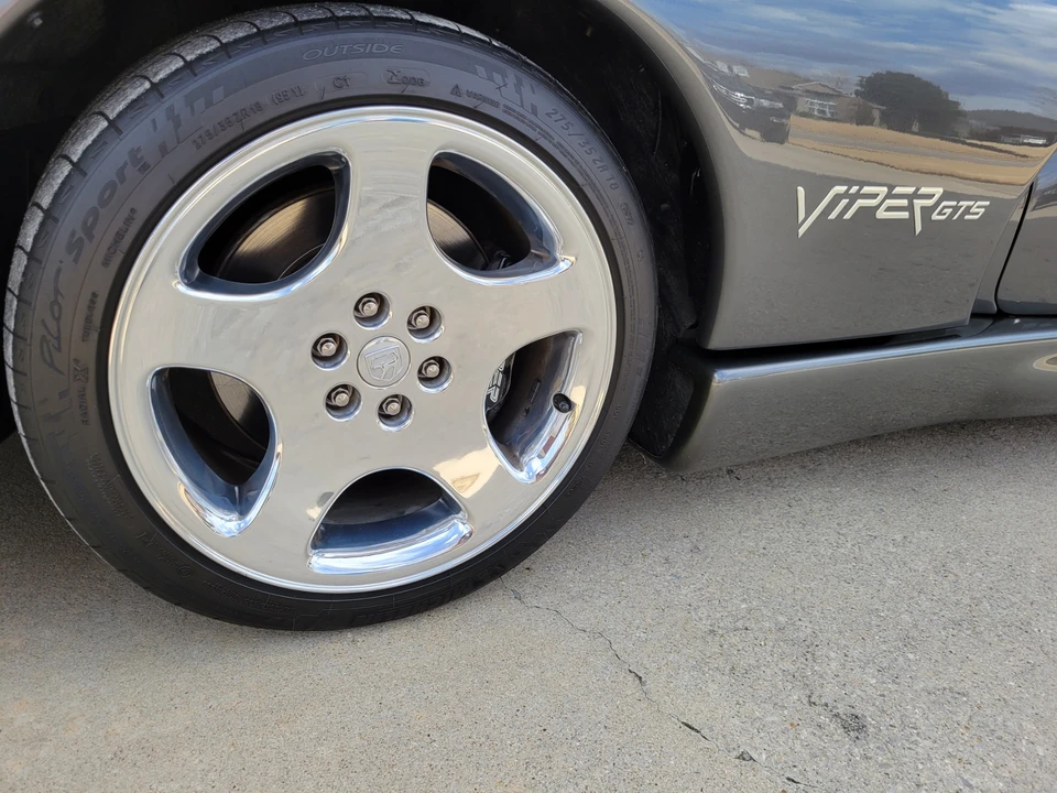 2002 Dodge Viper GTS 2nd Gen - Image 24 of 31