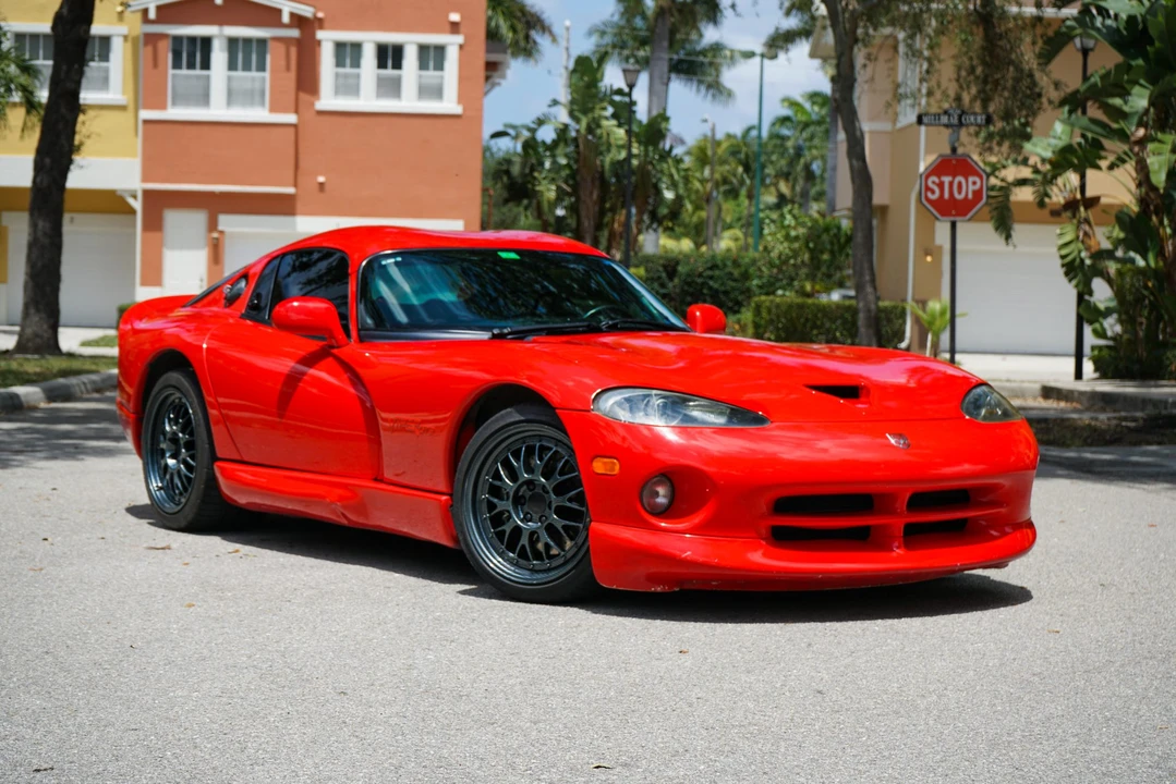 2002 Dodge Viper GTS 2nd Gen - Image 23 of 31