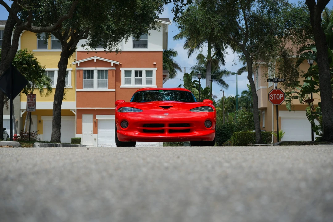 2002 Dodge Viper GTS 2nd Gen - Image 11 of 31
