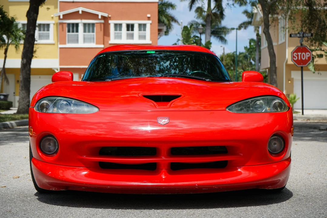 2002 Dodge Viper GTS 2nd Gen - Image 14 of 31