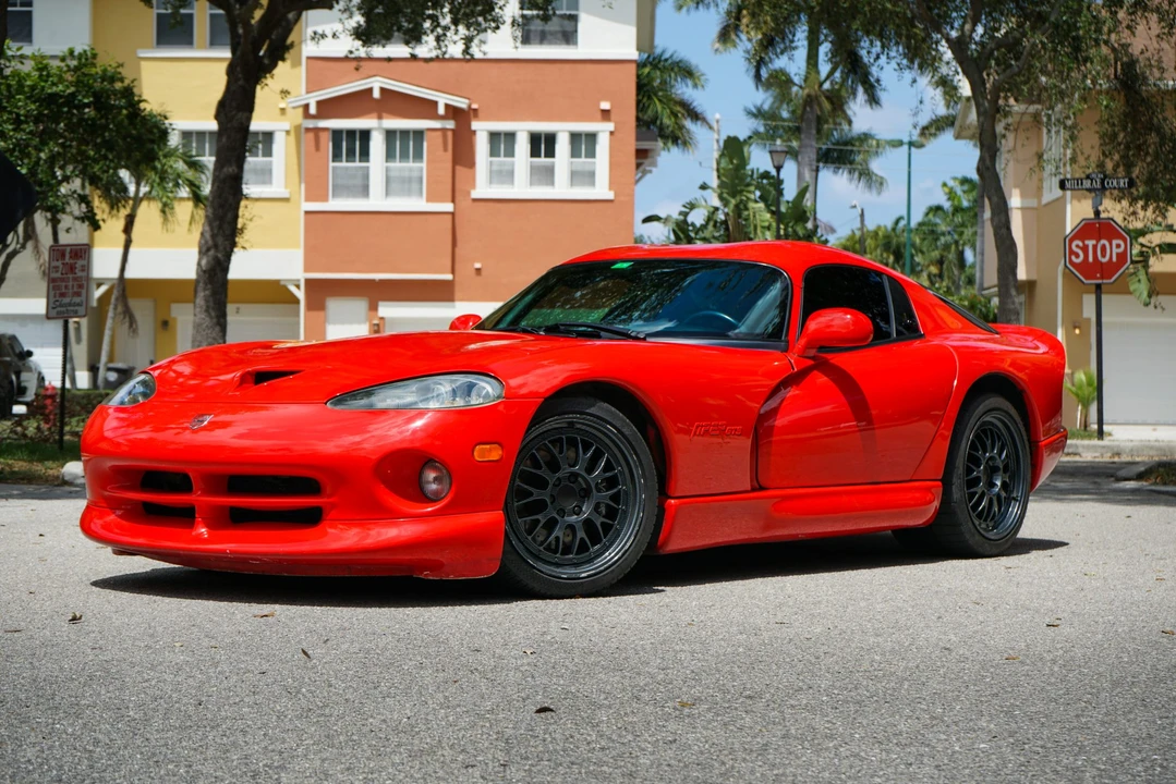 2002 Dodge Viper GTS 2nd Gen - Image 3 of 31