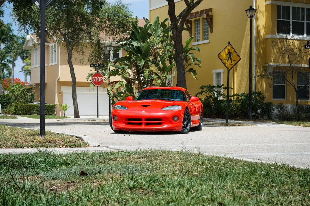 2002 Dodge Viper GTS 2nd Gen - Image 9 of 31