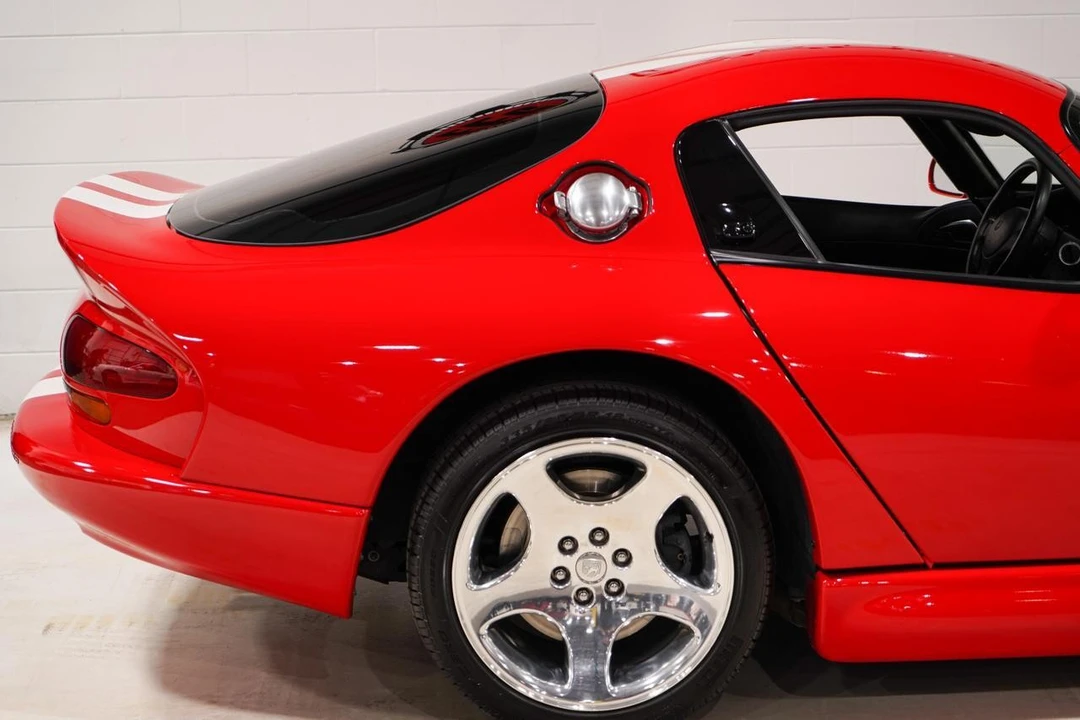 2002 Dodge Viper GTS 2nd Gen - Image 21 of 21