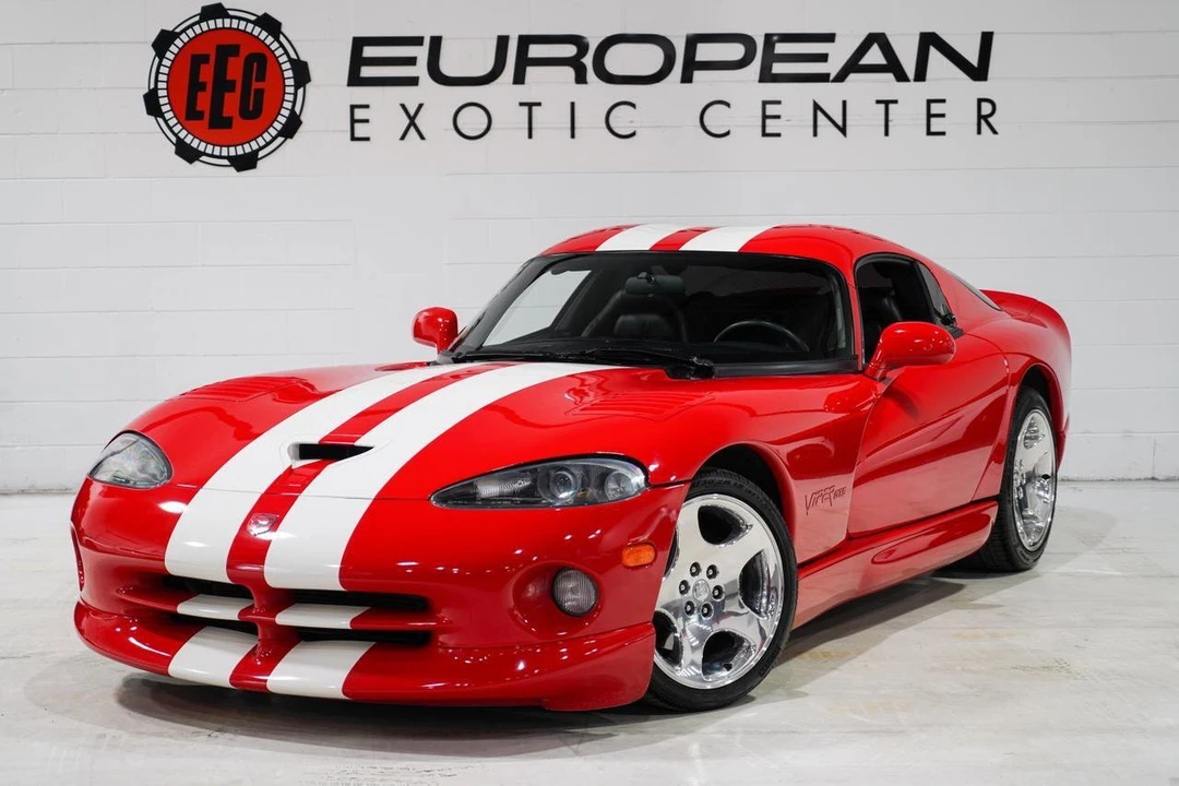 2002 Dodge Viper GTS 2nd Gen - Image 4 of 31