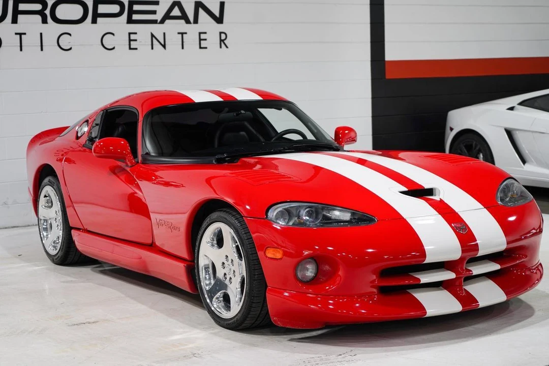 2002 Dodge Viper GTS 2nd Gen - Image 28 of 31