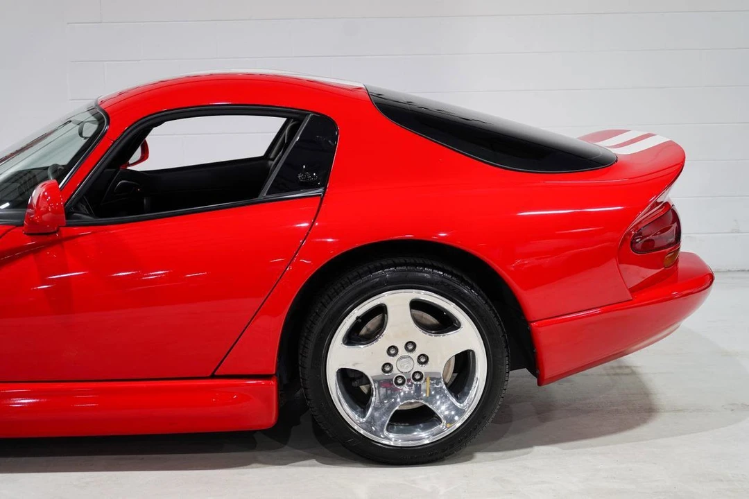 2002 Dodge Viper GTS 2nd Gen - Image 30 of 31