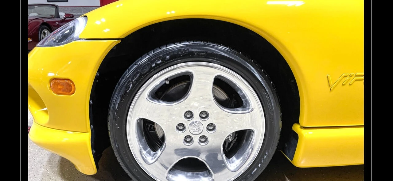 2002 Dodge Viper GTS 2nd Gen - Image 10 of 21