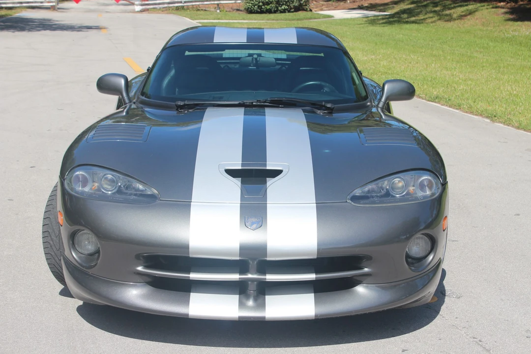 2002 Dodge Viper GTS 2nd Gen - Image 22 of 31