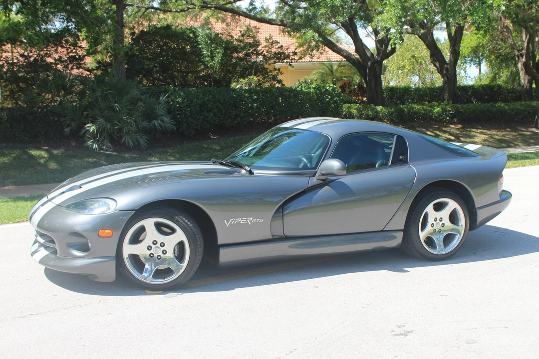 2002 Dodge Viper GTS 2nd Gen - Image 5 of 31