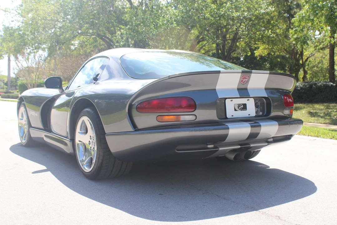 2002 Dodge Viper GTS 2nd Gen - Image 8 of 31