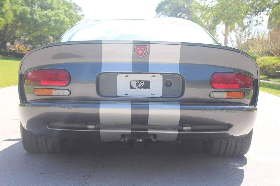 2002 Dodge Viper GTS 2nd Gen - Image 12 of 31