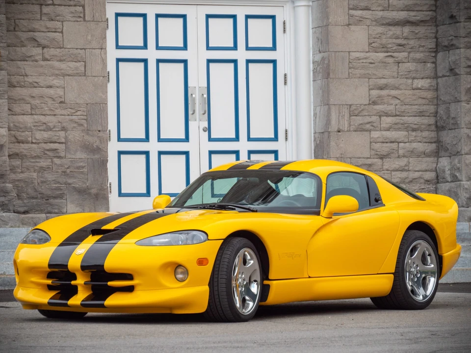 2002 Dodge Viper GTS 2nd Gen - Image 4 of 31