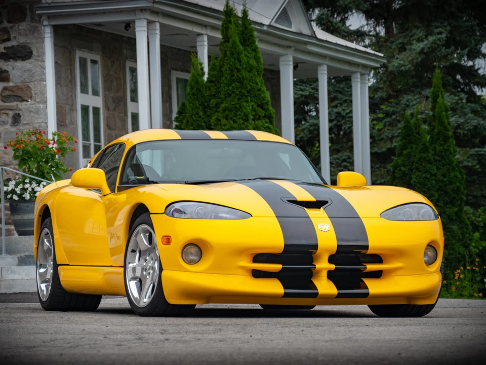 2002 Dodge Viper GTS 2nd Gen - Image 9 of 31