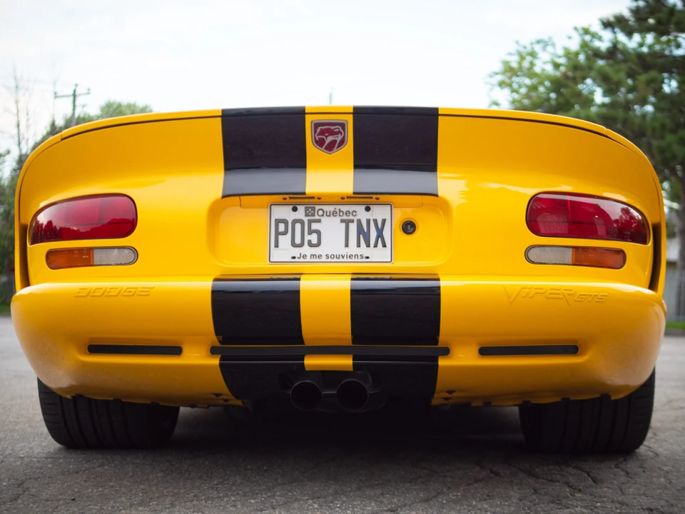 2002 Dodge Viper GTS 2nd Gen - Image 19 of 31