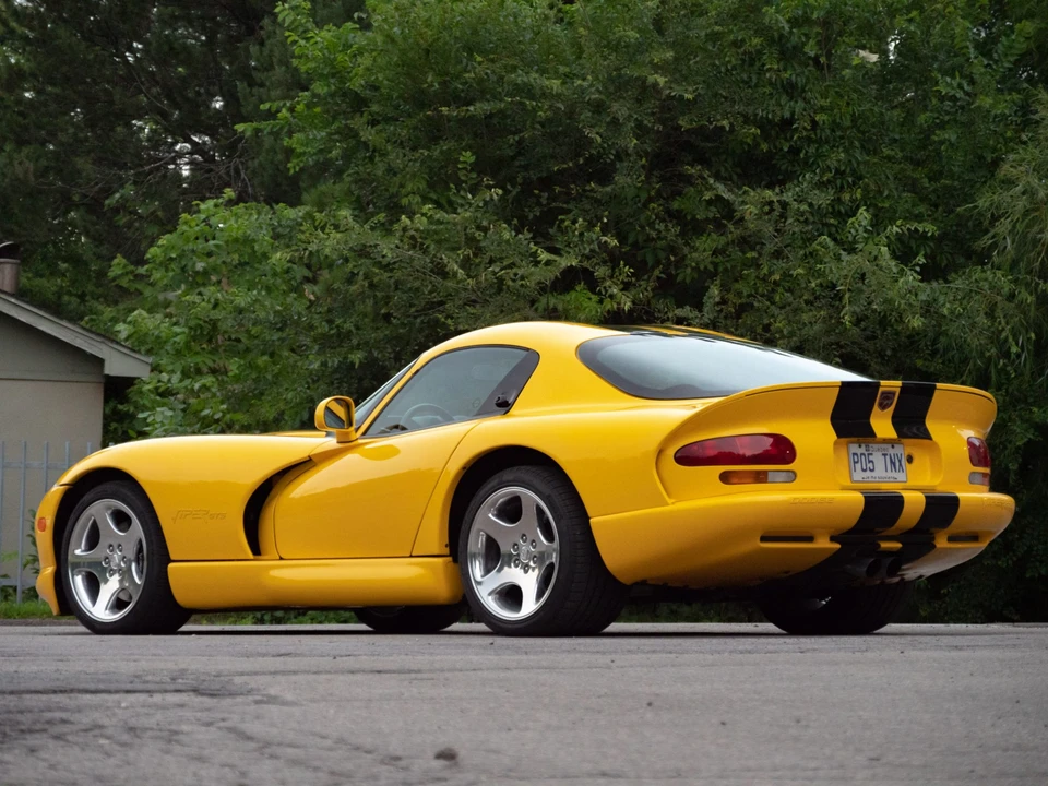 2002 Dodge Viper GTS 2nd Gen - Image 21 of 31