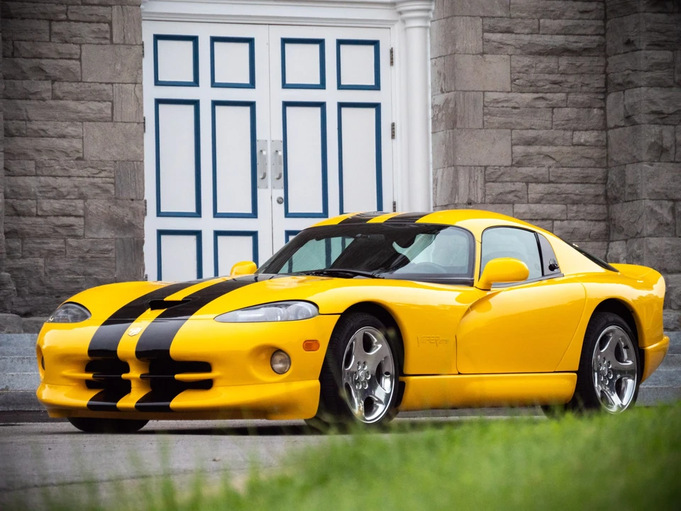 2002 Dodge Viper GTS 2nd Gen - Image 3 of 31