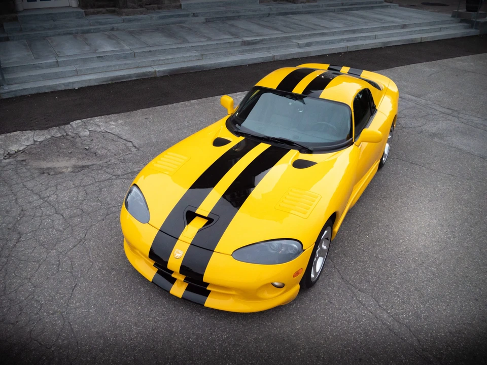 2002 Dodge Viper GTS 2nd Gen - Image 27 of 31