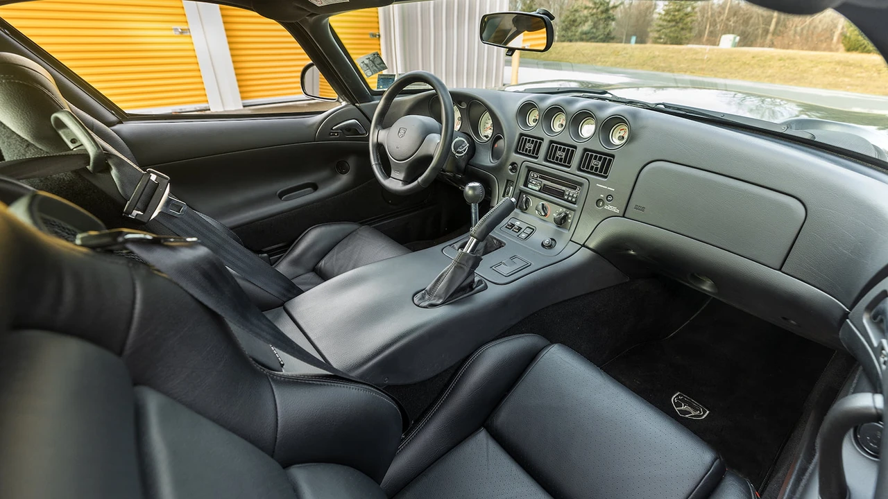 2002 Dodge Viper GTS 2nd Gen - Image 5 of 24