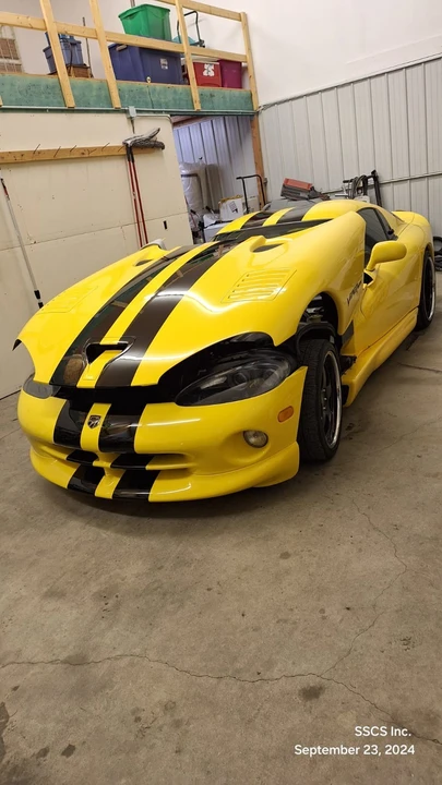 2002 Dodge Viper GTS 2nd Gen - Image 11 of 15
