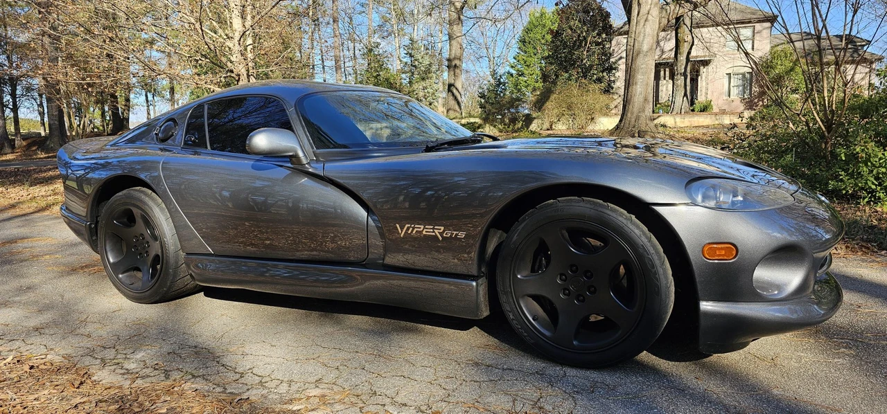 2002 Dodge Viper GTS 2nd Gen - Image 29 of 31