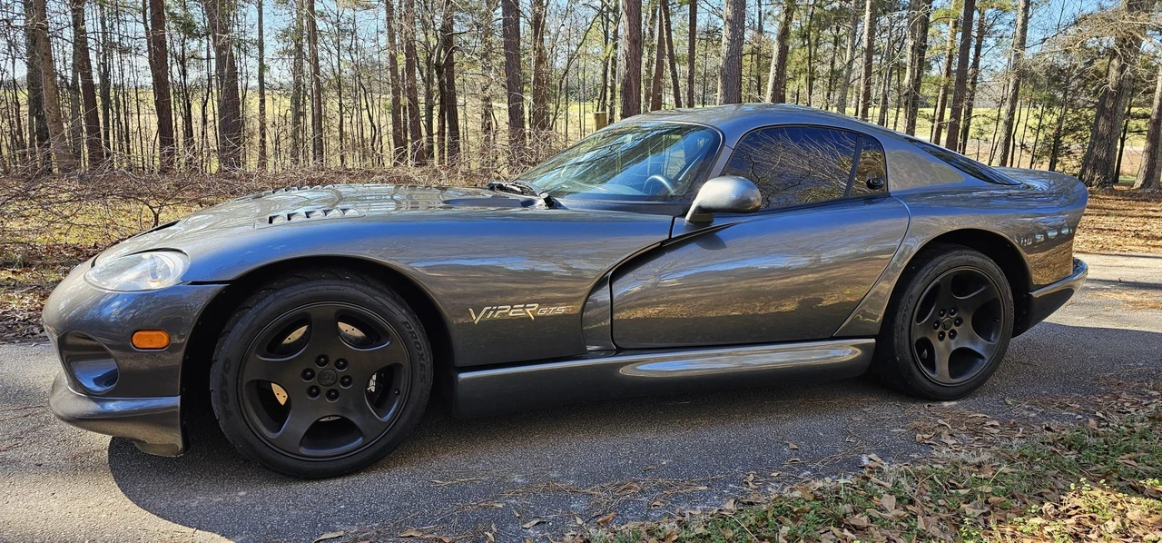 2002 Dodge Viper GTS 2nd Gen - Image 7 of 31