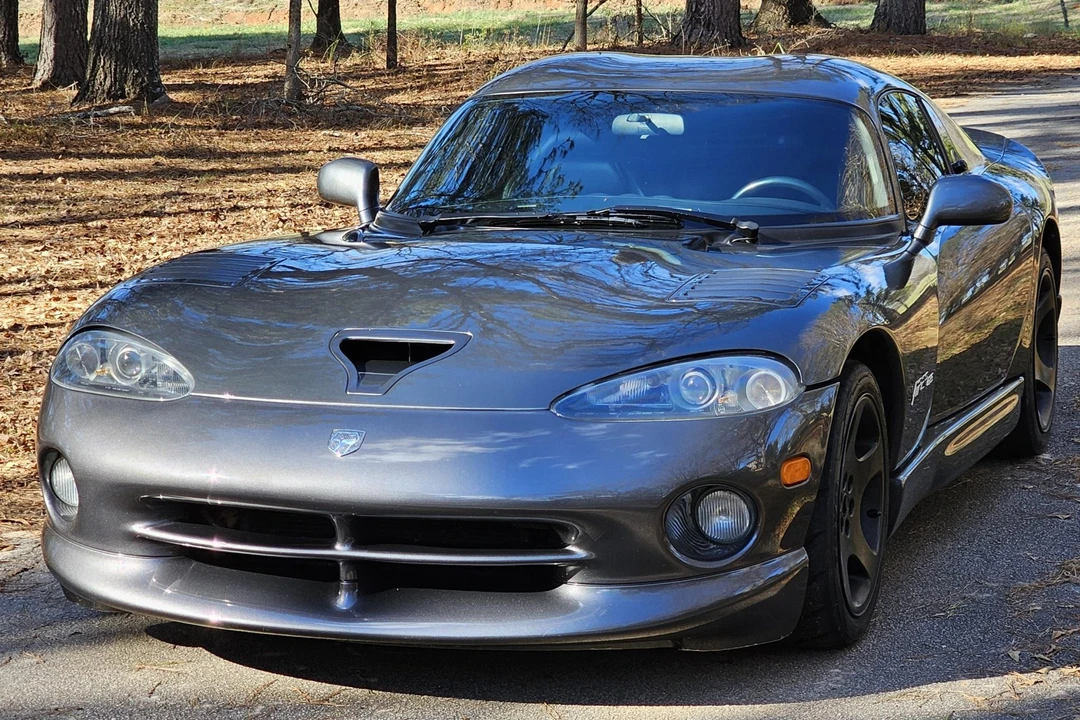 2002 Dodge Viper GTS 2nd Gen - Image 3 of 31