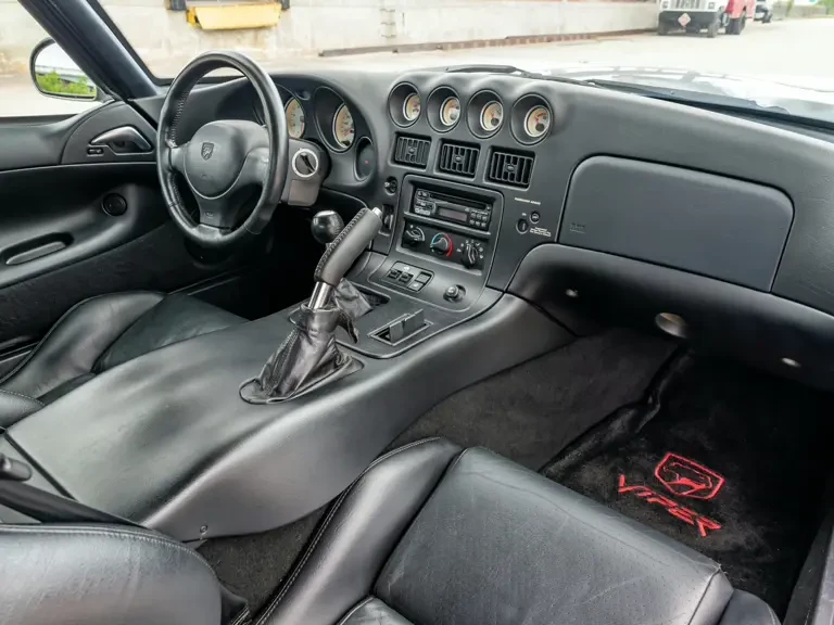 2002 Dodge Viper GTS 2nd Gen - Image 5 of 31