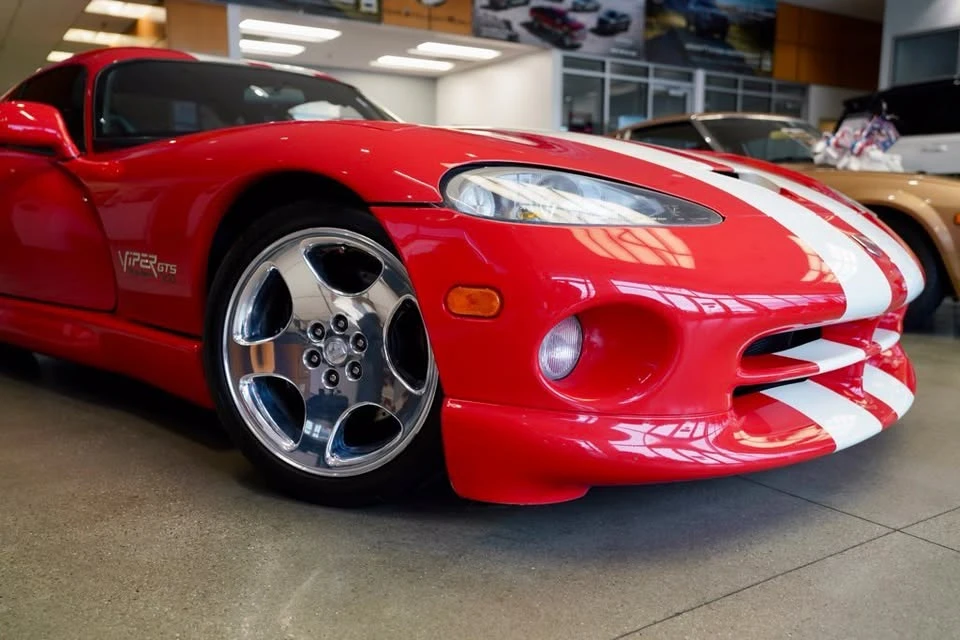 2002 Dodge Viper GTS 2nd Gen - Image 5 of 18