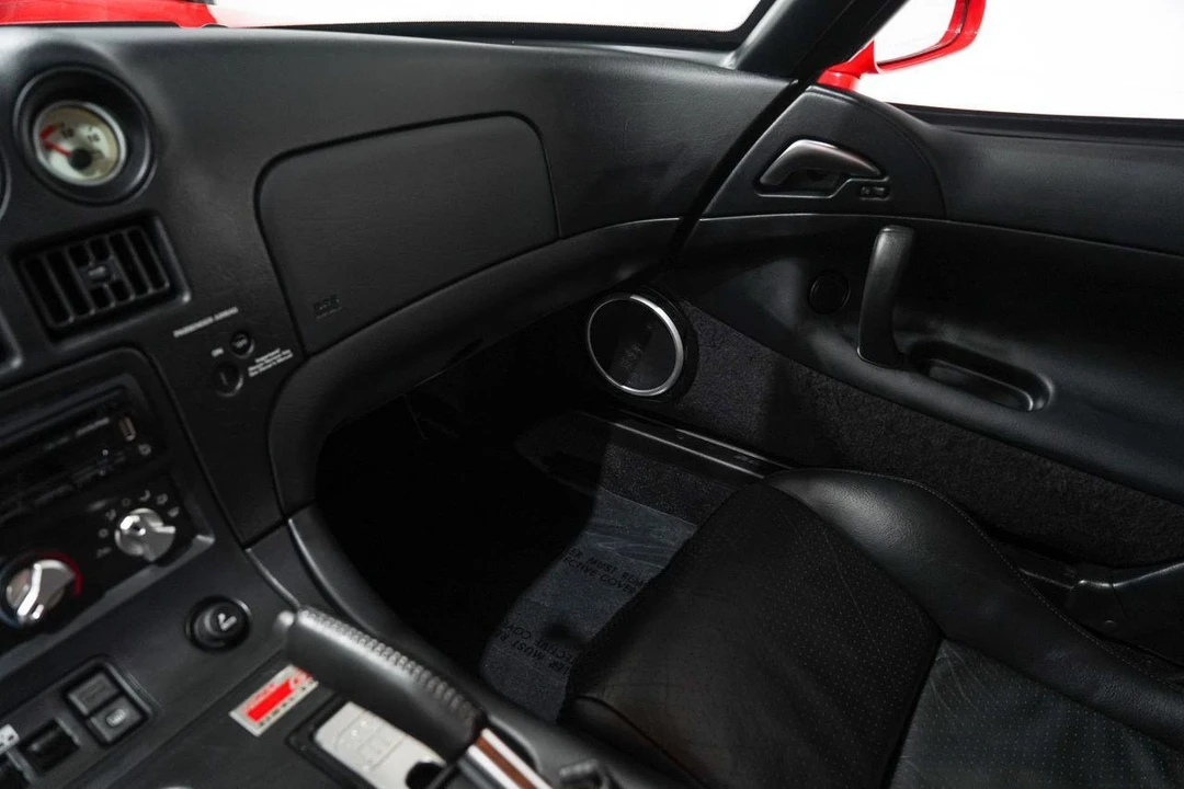 2002 Dodge Viper GTS 2nd Gen - Image 13 of 31