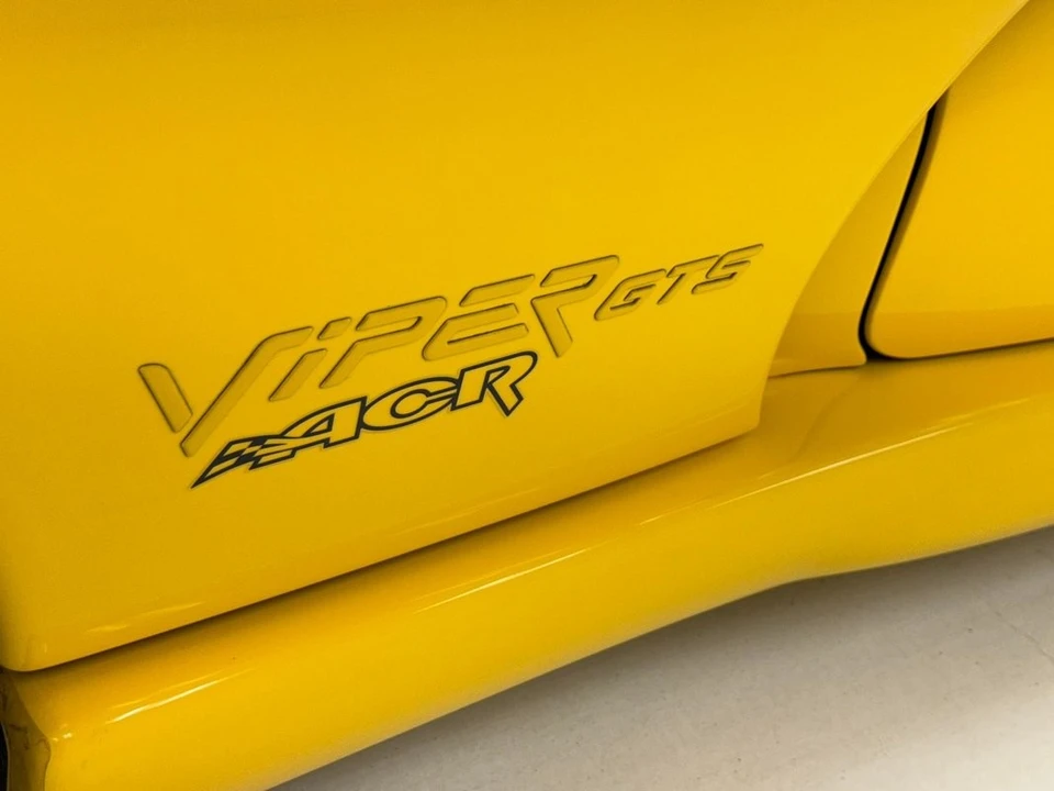 2002 Dodge Viper ACR 2nd Gen - Image 17 of 21