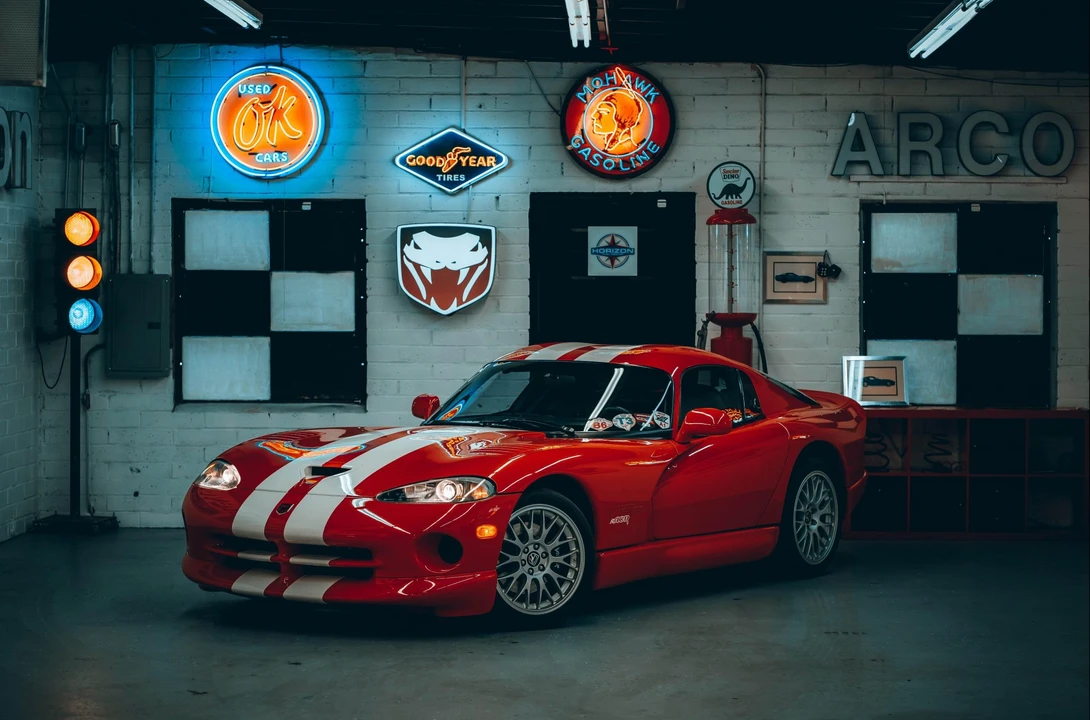 2002 Dodge Viper ACR 2nd Gen - Image 2 of 31