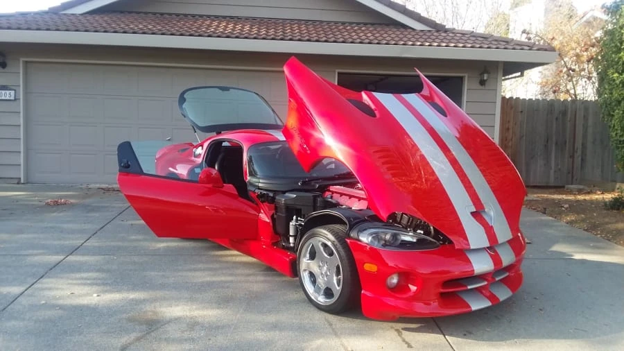 2002 Dodge Viper GTS 2nd Gen - Image 9 of 12