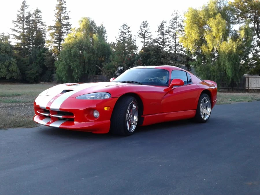 2002 Dodge Viper GTS 2nd Gen - Image 2 of 12