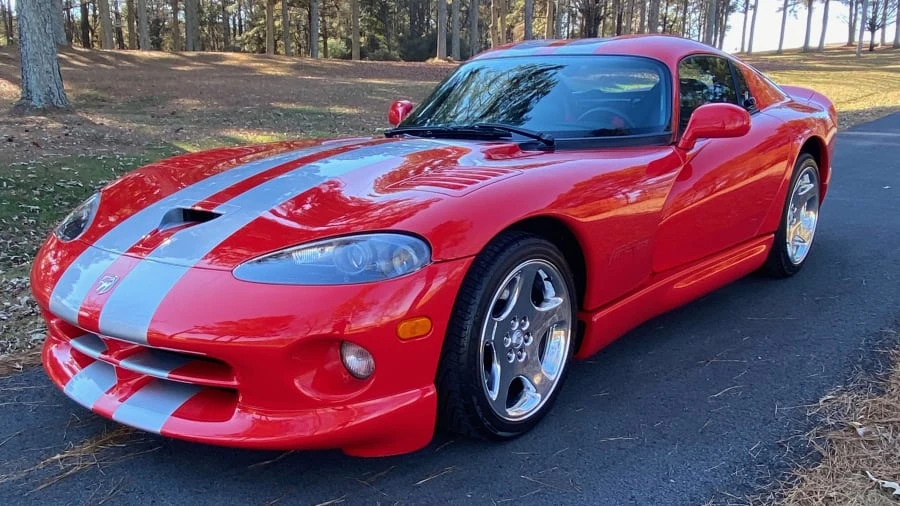 2002 Dodge Viper GTS 2nd Gen - Image 13 of 16