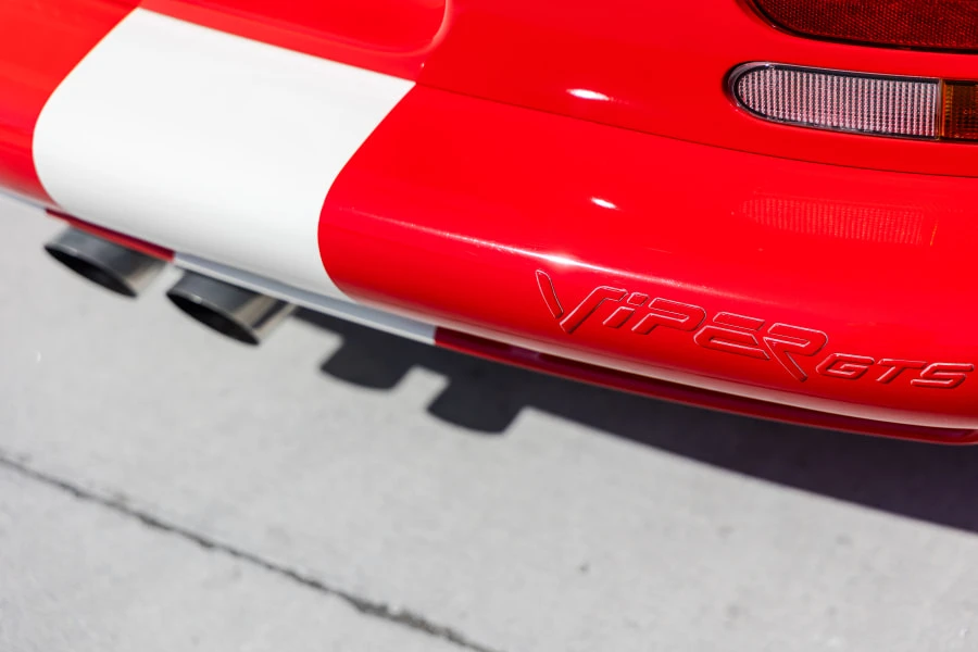 2002 Dodge Viper GTS 2nd Gen - Image 18 of 31