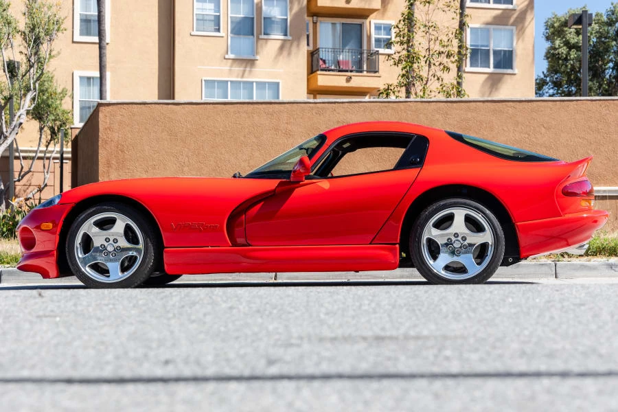 2002 Dodge Viper GTS 2nd Gen - Image 6 of 31