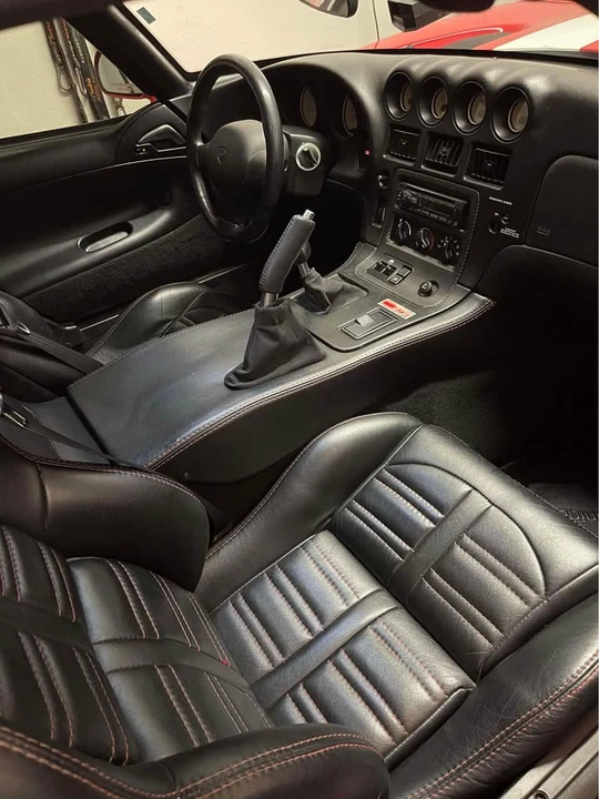 2002 Dodge Viper GTS 2nd Gen - Image 5 of 8