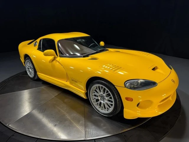 2002 Dodge Viper GTS 2nd Gen - Image 15 of 31
