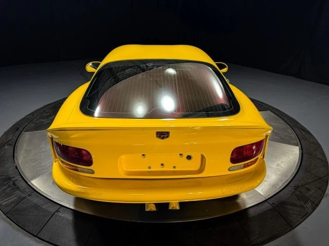 2002 Dodge Viper GTS 2nd Gen - Image 12 of 31