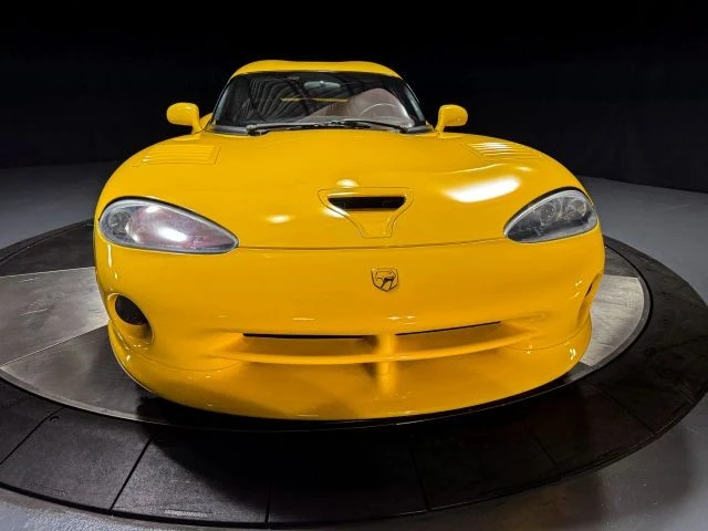 2002 Dodge Viper GTS 2nd Gen - Image 16 of 31