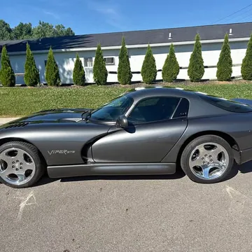 2002 Dodge Viper GTS
