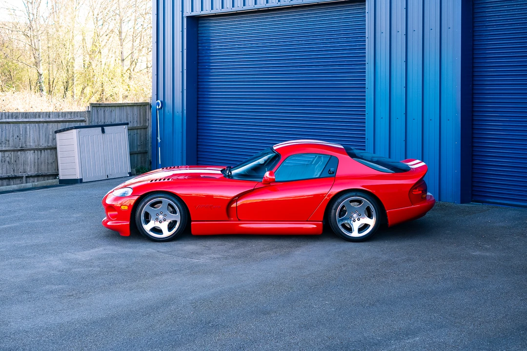 2002 Dodge Viper GTS 2nd Gen - Image 16 of 31
