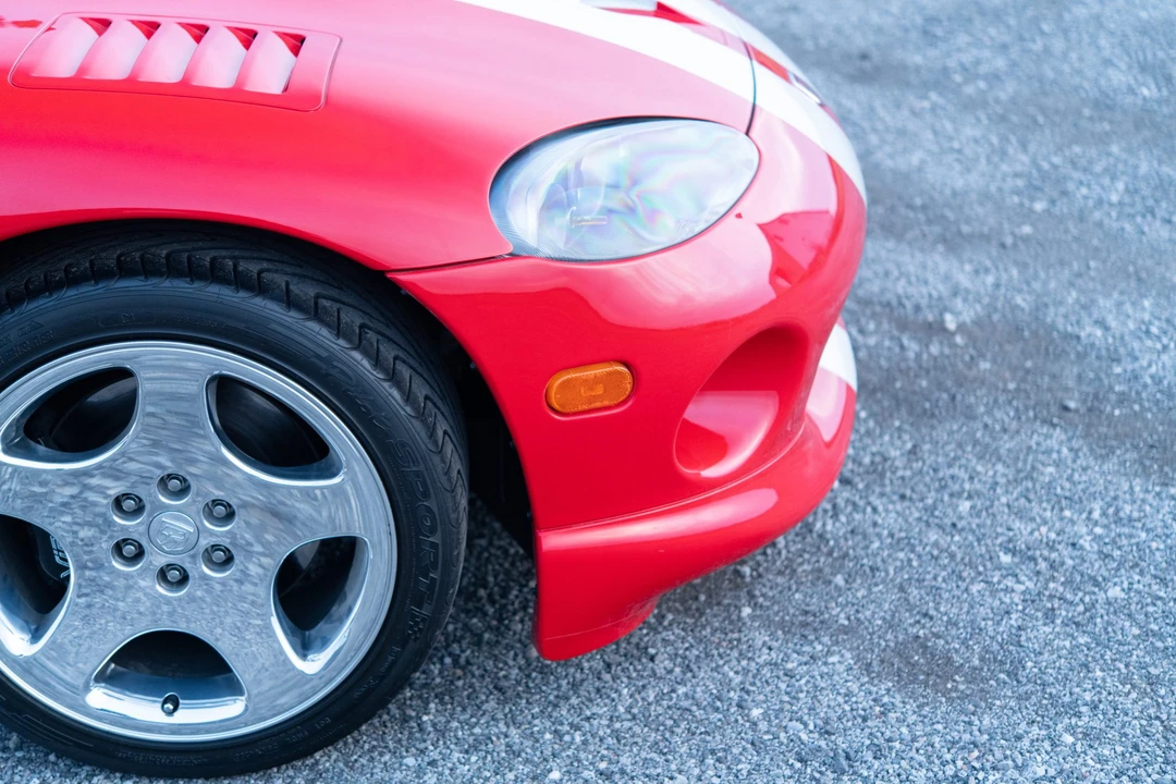 2002 Dodge Viper GTS 2nd Gen - Image 24 of 31