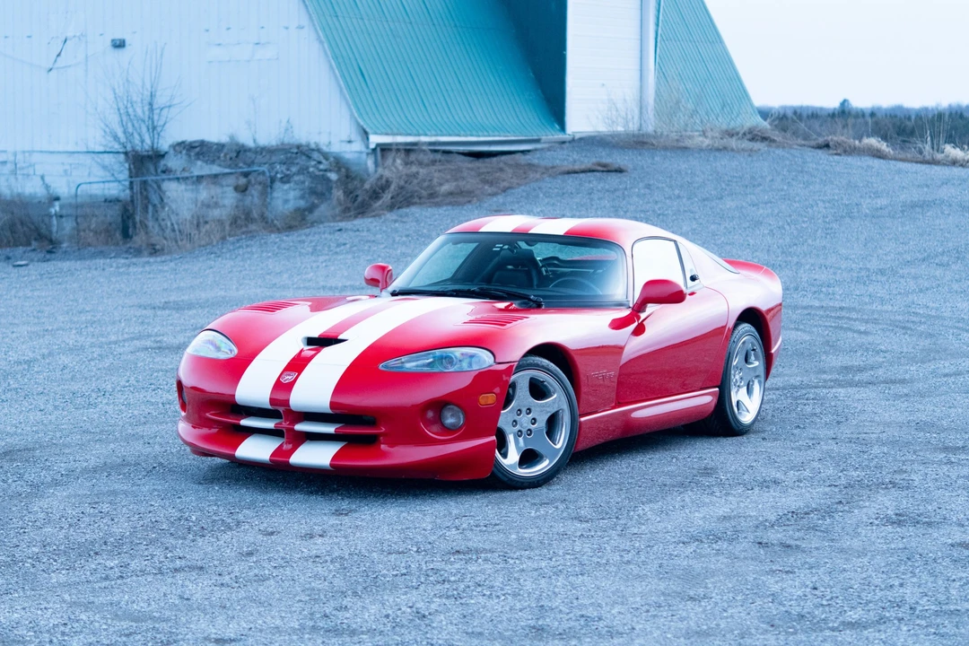 2002 Dodge Viper GTS 2nd Gen - Image 3 of 31