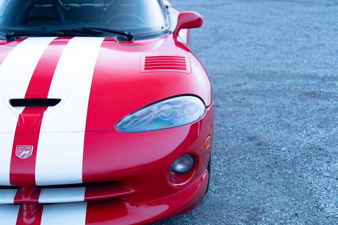 2002 Dodge Viper GTS 2nd Gen - Image 20 of 31