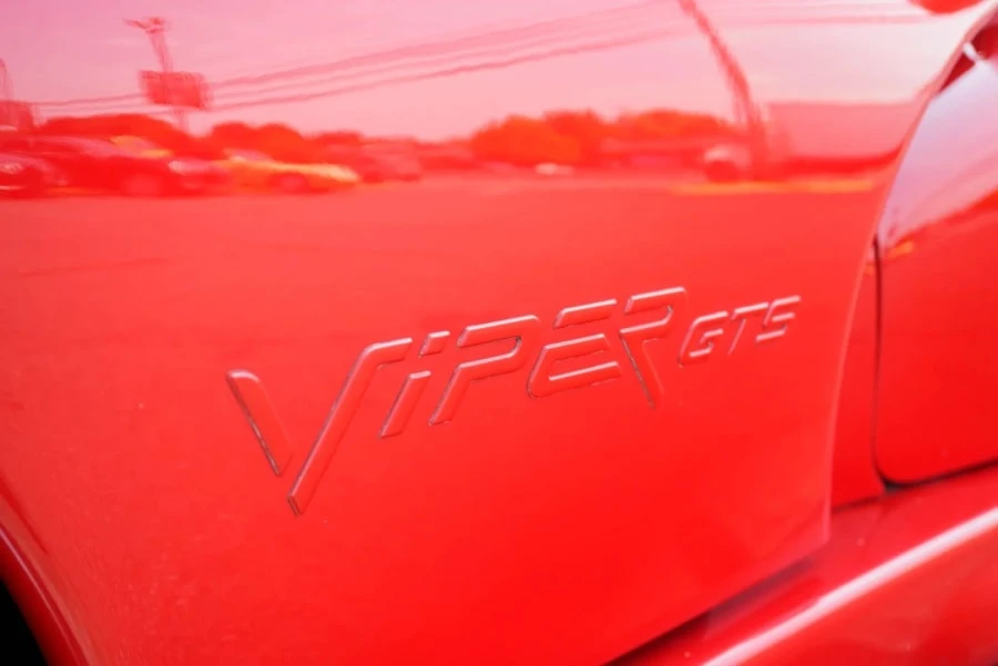 2002 Dodge Viper GTS 2nd Gen - Image 11 of 31