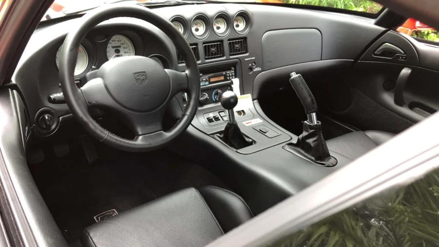 2002 Dodge Viper GTS 2nd Gen - Image 4 of 12
