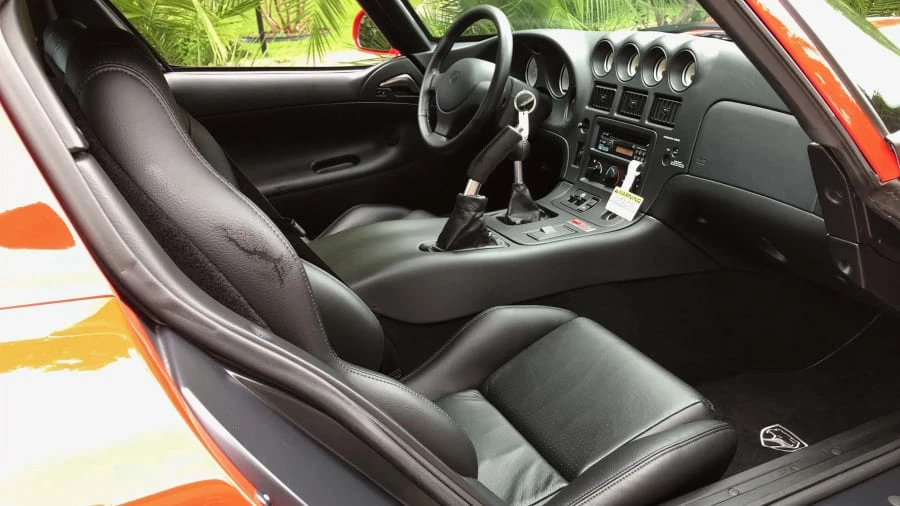 2002 Dodge Viper GTS 2nd Gen - Image 5 of 12