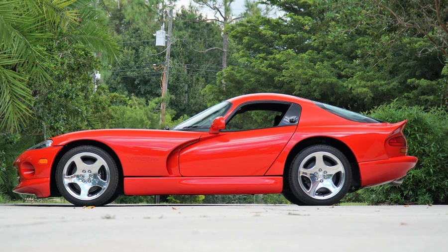 2002 Dodge Viper GTS 2nd Gen - Image 11 of 12