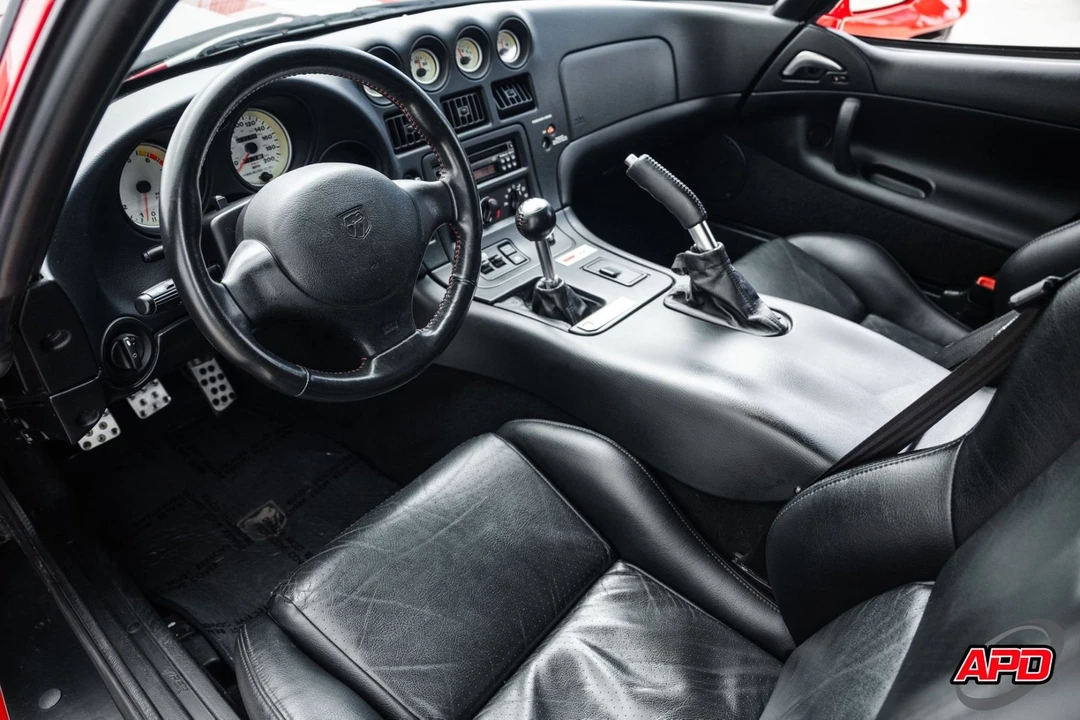 2002 Dodge Viper GTS 2nd Gen - Image 2 of 12